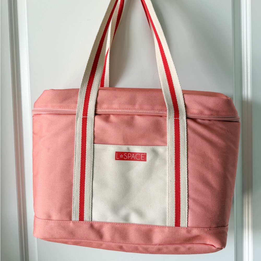 L*Space large lunch tote with free wine cooler set